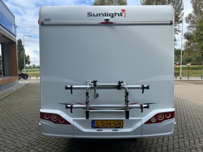 Sunlight T 66 Capron Solar | Bearlock | Lengtebed | Luifel | Navi | Camera foto: 7