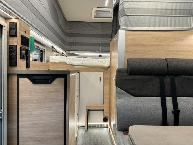 Knaus Tourer CUVision 500 MQ slide-bed / automaat  foto: 21