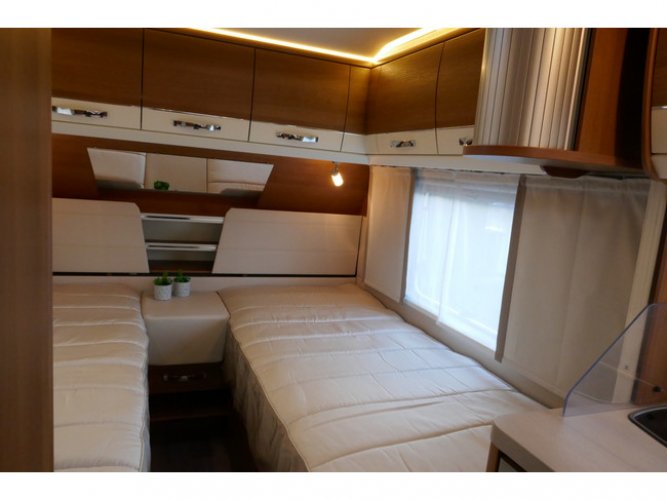 Tabbert Da Vinci 460e **Enkele bedden/Mover/Casetteluifel/Fietsendrager/1e eigenaar/Zeer nette caravan** foto: 15