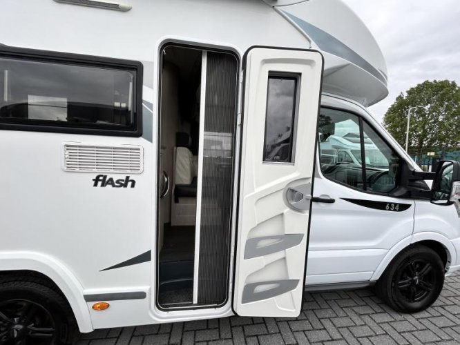 Chausson Flash 636 stapelbed/6.4m/uniek/2020  foto: 21