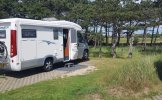 Chausson 3 pers. Rent a Chausson motorhome in Hilversum? From € 96 pd - Goboony photo: 3