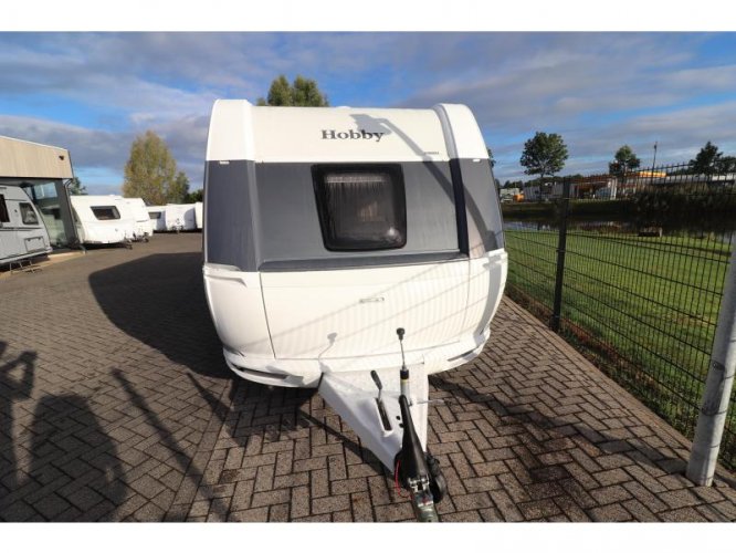 Hobby De Luxe 490 KMF Model 2024 - 1750Kg 520 