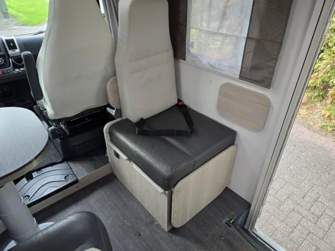 Chausson Special Edition 727 GA Lengte bedden Hefbed 150  foto: 12