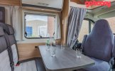 Sunlight 4 pers. Rent a Sunlight camper in Weesp? From € 135 pd - Goboony photo: 3