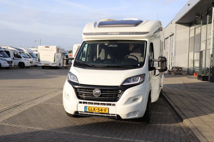 Hymer T 678 CL 60 jaren editie maxi chassis AUTOMAAT 150 pk enkele bedden + hefbed (56 