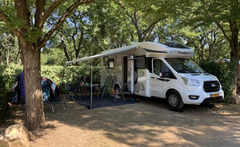 Chausson 4 pers. Rent a Chausson camper in Den Dungen? From € 182 pd - Goboony photo: 1