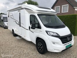 Hymer Tramp 674 150-PK EURO6 Automatic Semi-integrated Single beds, Garage Full of Extras including 2x Air conditioning, Hydraulic leveling feet, etc.et