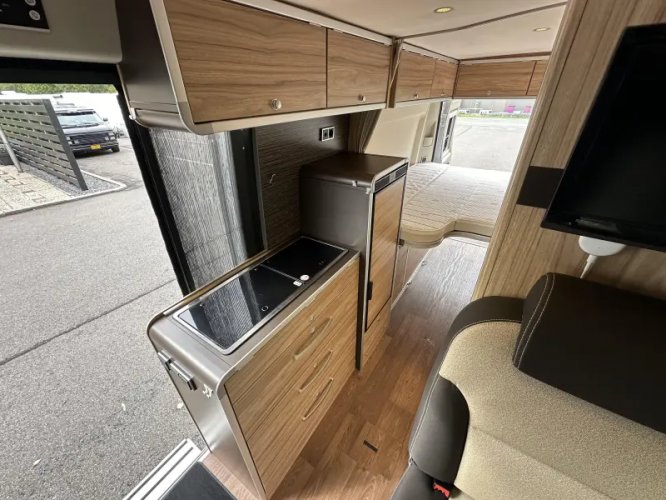 Hymer Yellowstone Hefdak 4 persoons  foto: 14