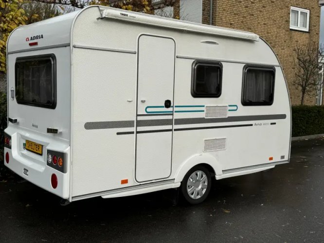 Adria Aviva 360 DD Dwars bed,boiler,autark  foto: 1