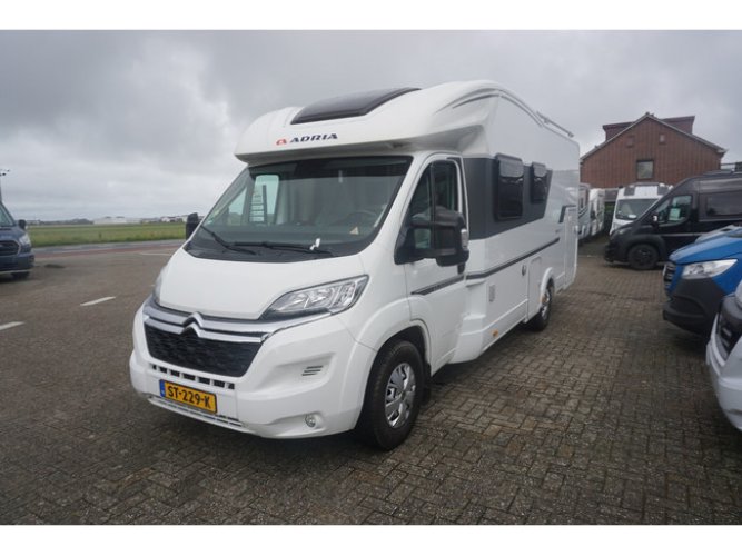 Adria Matrix Plus 670 SP Citroen 160PK Euro 6 CAMPER DEAL foto: 6