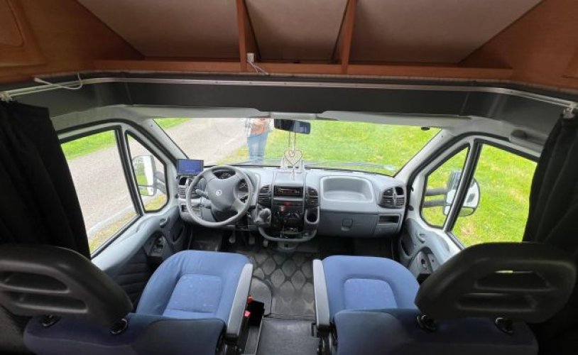 Eura Mobil 4 pers. Want to rent an Eura Mobil camper in Schijndel? From €72 per day - Goboony photo: 1