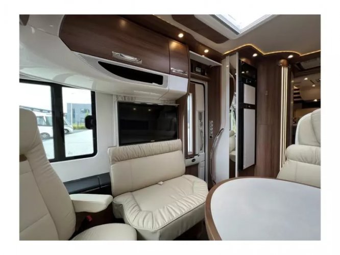 Carthago Chic E-Line 51 QB Mercedes, Compleet  foto: 19