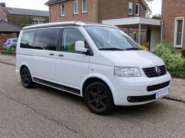 Volkswagen Transporter T5 2.5 TDI 5 cil. California automaat