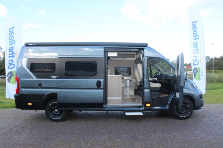 Mooveo Van 63 EB  Fiat Bus-camper, Motor -airco, Halve-dinette,  2 Draaistoelen, Enkele-bedden, Bj. 2019 Marum (Groningen)