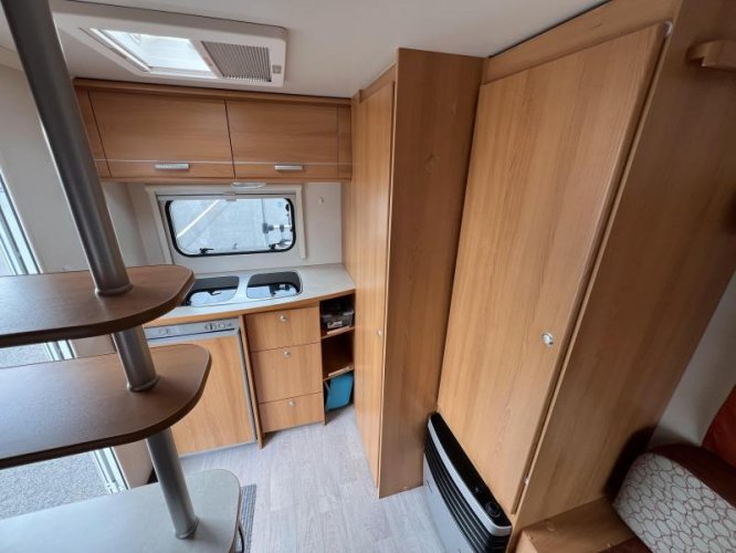 Caravelair Antares Luxe 372 Mover,voortent,fietsrek  foto: 6