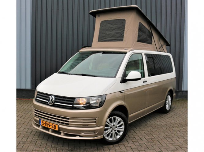 Volkswagen Transporter 2.0 tdi 150hp Aut. 4 Berths, Cruise, air conditioning, New interior, swiveling passenger seat, tow bar, two tone, insect screen, bomb full!!! photo: 1