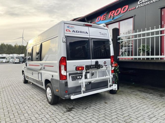 Adria Twin 600 SPT TITAN editie!  foto: 16