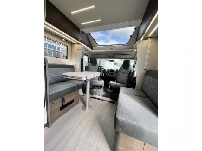 Adria Matrix Supreme 670 DL AUTOMAAT  foto: 1