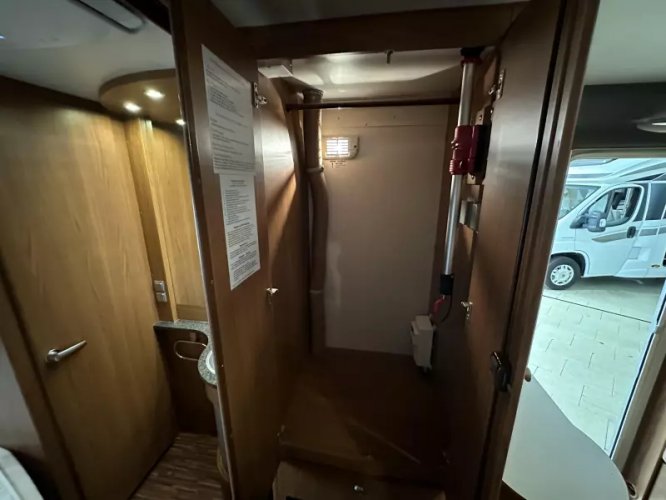 Eriba-Hymer Nova SL 545 luifel / mover  foto: 13