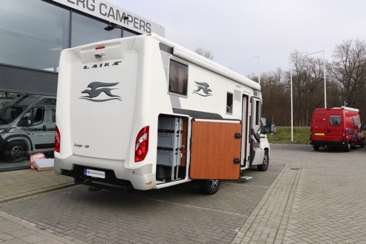 Goed uitgeruste Laika Ecovip 409 Hymer vlakke vloer luchtvering heavy chassis enkele bedden (79  foto: 11