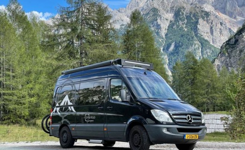 Mercedes Benz 2 pers. Rent a Mercedes-Benz camper in Holten? From € 115 pd - Goboony photo: 1