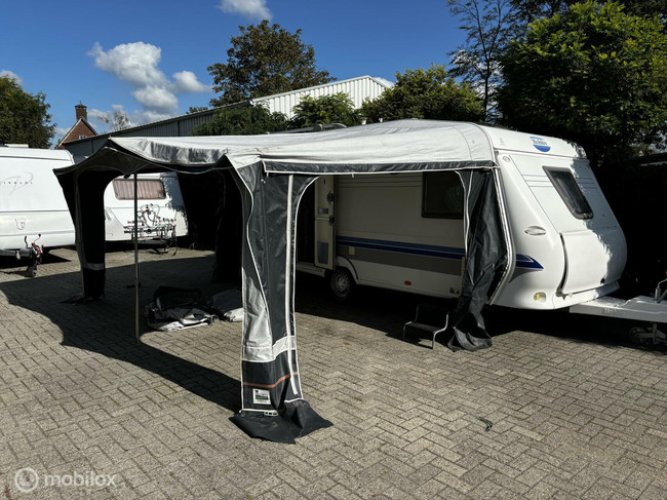 Hobby 495 UFE Excellent easy ten cate voortent nette caravan foto: 10