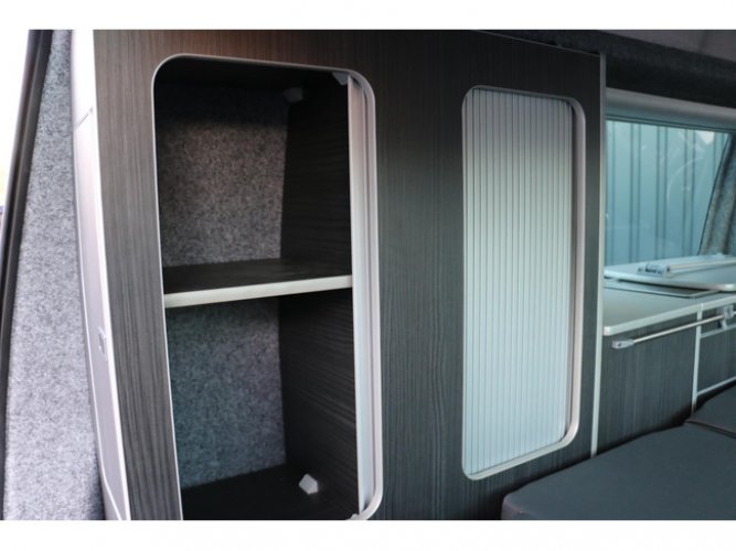 Volkswagen Transporter Camper TDI 150pk T6 Automaat | Airco | Stoelverwarming | Elektr. Ramen | 4 slaapplaatsen | nieuw interieur| Koelkast + vriesvak| foto: 19