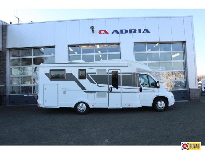 Adria Matrix 670 sl hoofdfoto: 1