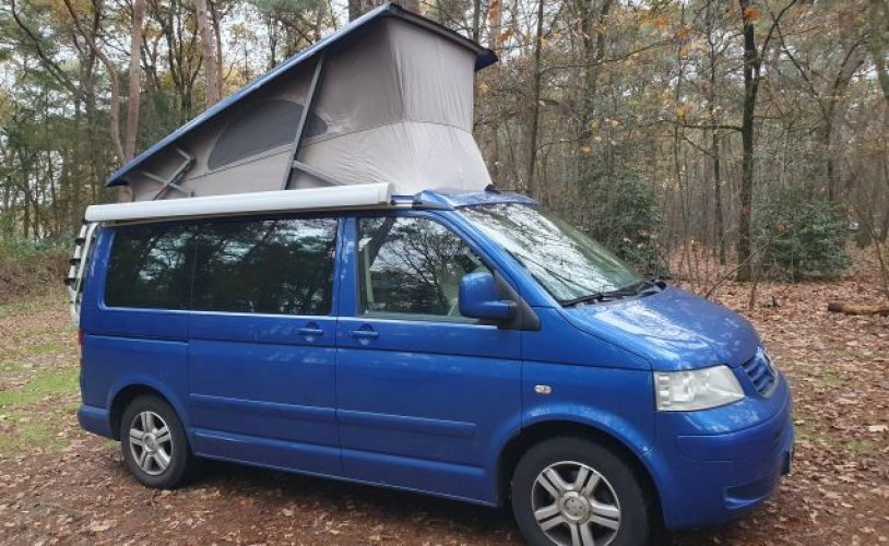 Volkswagen 4 pers. Volkswagen camper huren in Delft? Vanaf € 75 p.d. - Goboony foto: 1
