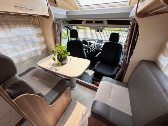 Chausson Flash 718 EB Queensbed/2015/hefbed  foto: 9