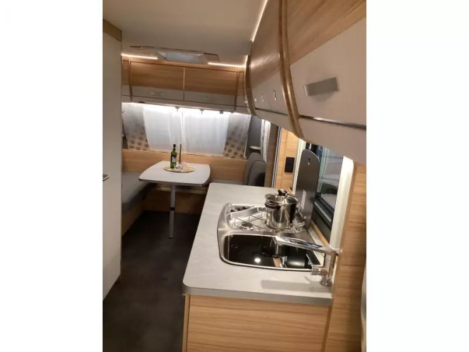 Dethleffs Camper Avantgarde 510 LE enkele bedden  foto: 18