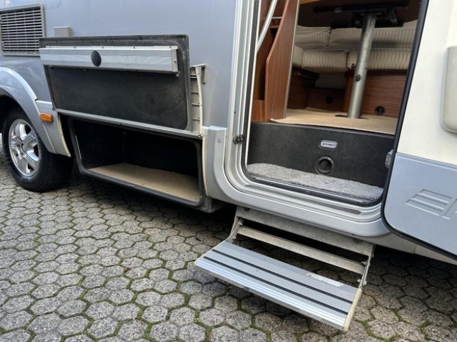 Hymer B 614 SL - ZONDER HEFBED foto: 7