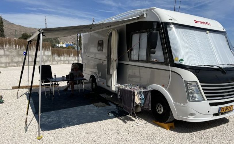 Dethleffs 5 pers. Vous souhaitez louer un camping-car Dethleffs à Bunnik ? À partir de 97 € par jour - Goboony photo : 0