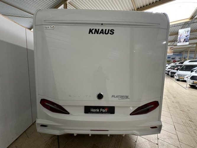 Knaus Sky TI 700 MEG enkele bedden / FULL LED 