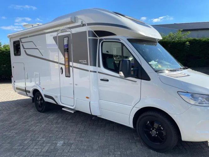 Hymer BMC-T White Line 600 1-ste eigenaar NL camper  hoofdfoto: 1