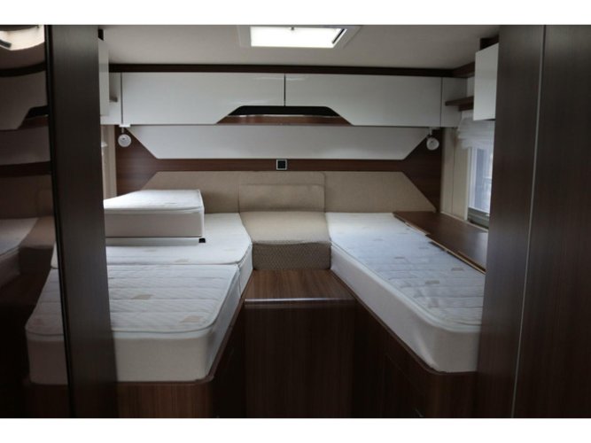 Hymer BMC-I 580 170pk Automaat | Hefbed | Trekhaak | Crystal Zilver | LPG Installatie | SLC AL-KO Chassis | foto: 13