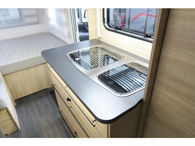 Caravelair Alba Family 496 VOL.AUTOM.MOVER+VOORTENT  foto: 8