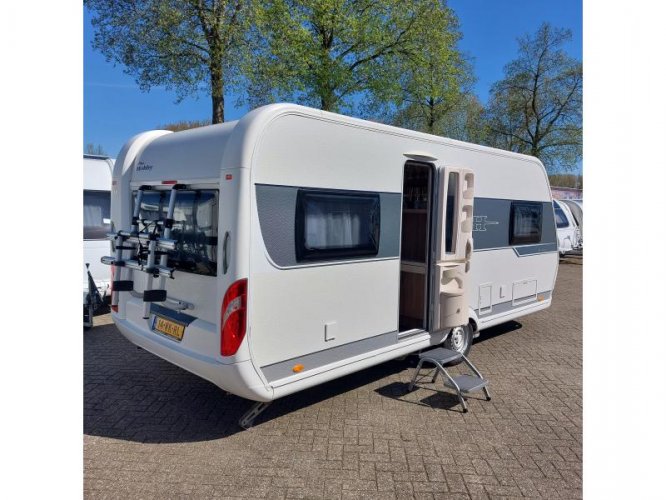 Hobby De Luxe 540 UL with mover and awning photo: 1