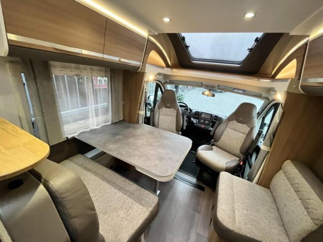 Adria Matrix Axess 670 SL Super nette camper!  foto: 6