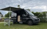 Hymer 2 pers. Rent a Hymer motorhome in Voorschoten? From € 121 pd - Goboony photo: 4