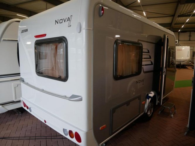 Eriba Nova Light 465 GRATIS MOVER  foto: 1