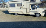 Peugeot 5 pers. Rent a Peugeot camper in Hillegom? From € 85 pd - Goboony photo: 2