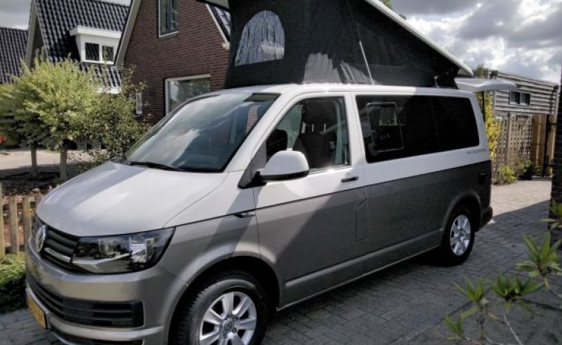 Volkswagen 2 pers. Vous souhaitez louer un camping-car Volkswagen à De Wijk ? A partir de 75 € par jour - Goboony photo : 1