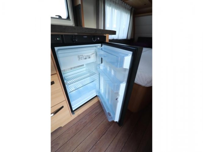 Knaus Sudwind Silver Selection 450 FU Frans Bed Thule Luifel  foto: 12