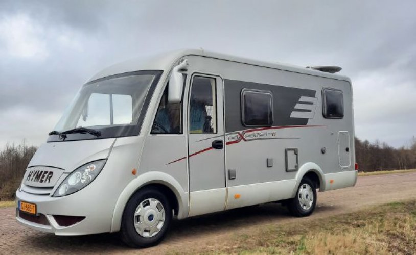 Hymer 4 pers. Rent a Hymer camper in Elburg? From €91 per day - Goboony photo: 0