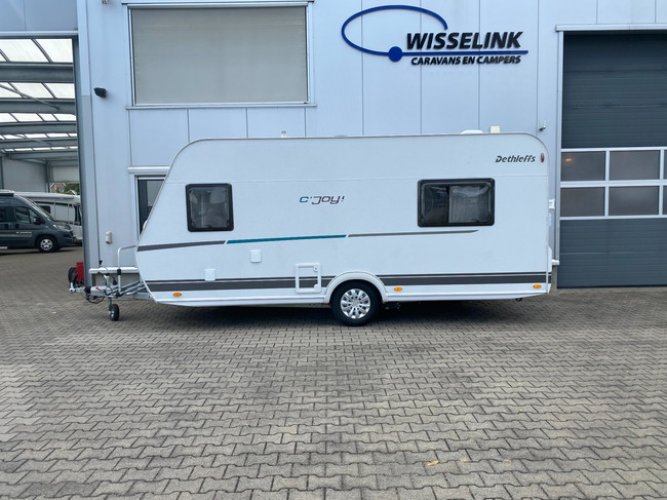 Dethleffs C’Joy 460 LE ENKELE BEDDEN INCLUSIEF STALLING