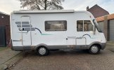 Hymer 4 pers. Rent a Hymer motorhome in Helmond? From € 85 pd - Goboony photo: 3