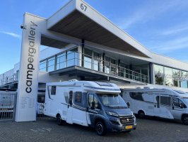 Rapido 696F Premium Edition F QUEENSBED+HEFBED LUCHTVERING 