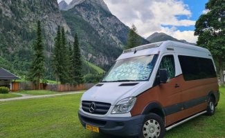 Mercedes-Benz 2 pers. Louer un camping-car Mercedes-Benz à Zuid-Scharwoude ? À partir de 63 € par personne - Goboony