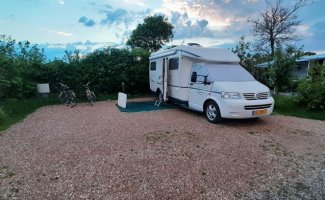 Karmann 2 pers. Rent a Karmann motorhome in Zwolle? From €97 pd - Goboony